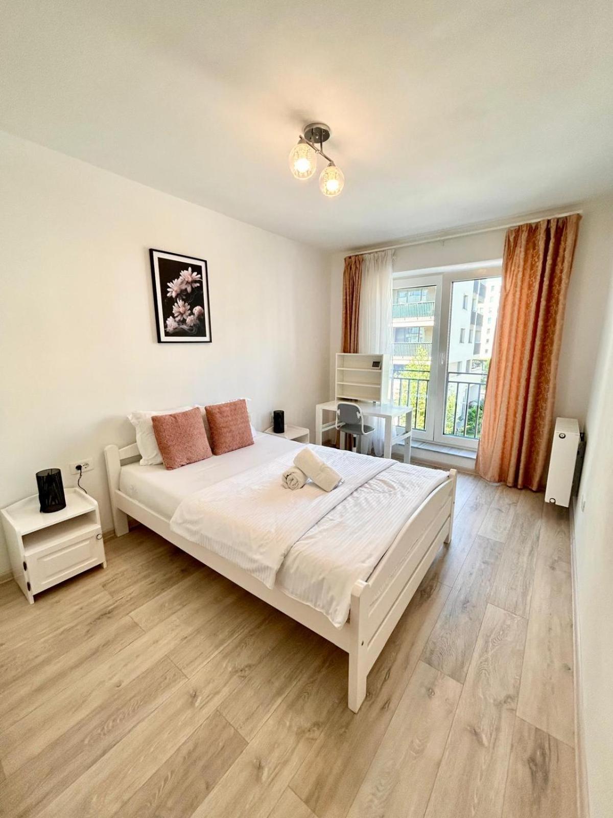 Jad - Luxury 3 Rooms & 2 Rooms Apartments In Kasper, Near Coresi Mall Брашов Экстерьер фото