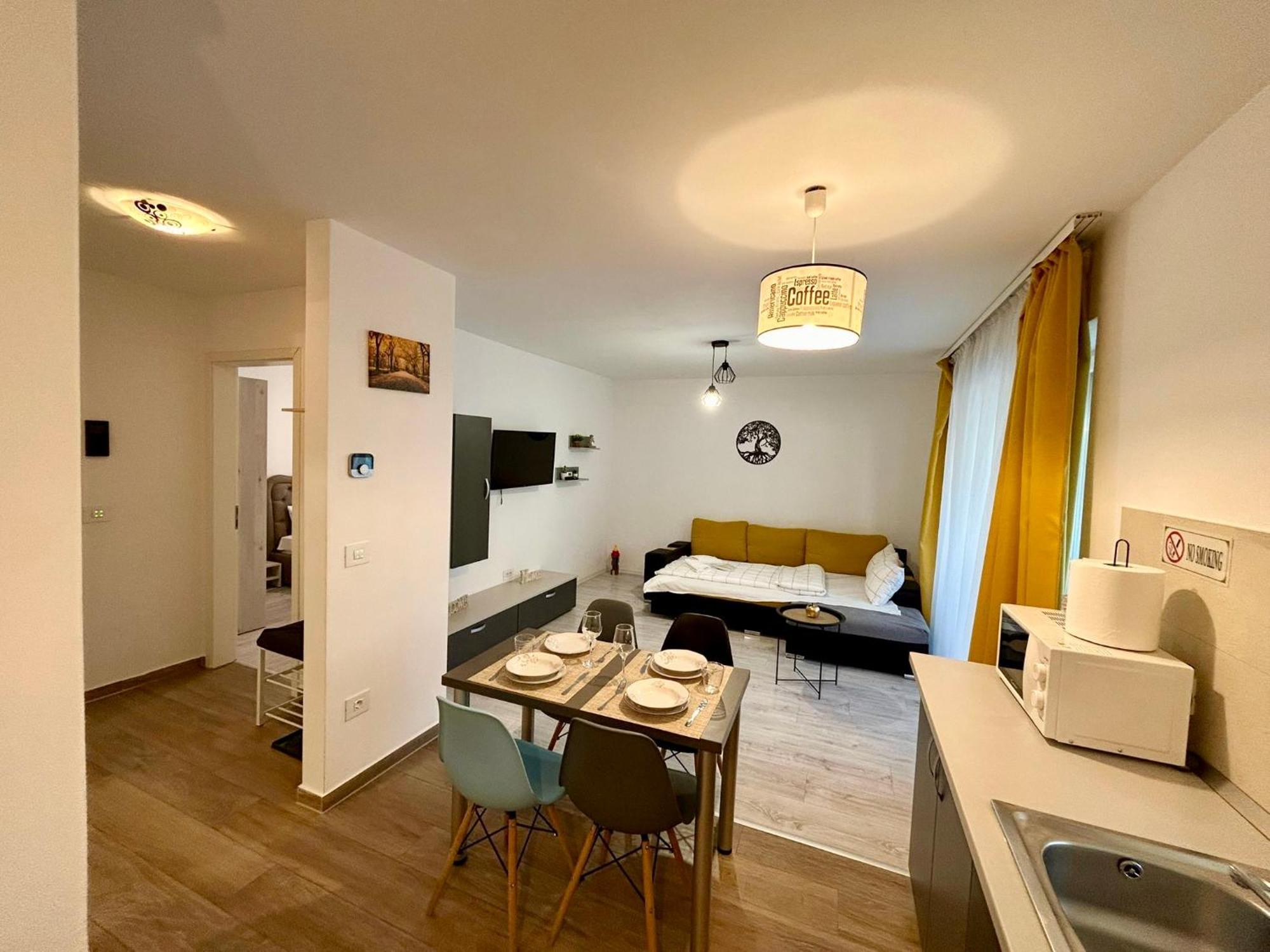 Jad - Luxury 3 Rooms & 2 Rooms Apartments In Kasper, Near Coresi Mall Брашов Экстерьер фото